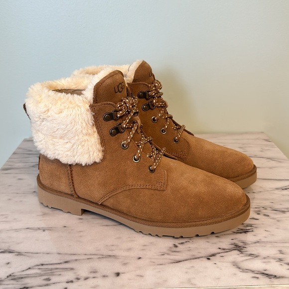 UGG Women’s Romely Heritage Lace Boots In Chestnut 8.5 - Picture 4 of 14